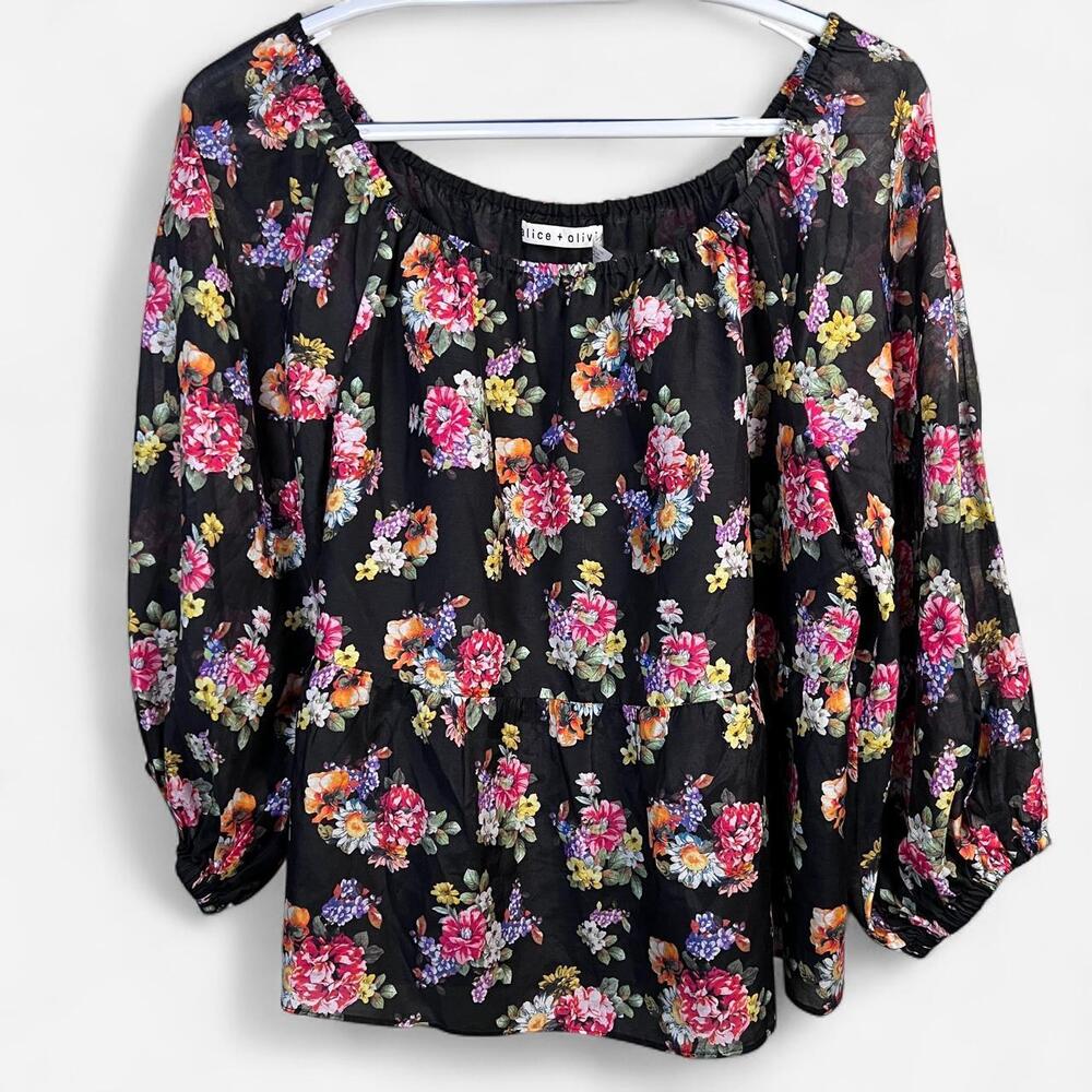 Alice + Olivia - NWOT Women's Black Maris Floral Silk-Blend Blouse – Size Medium